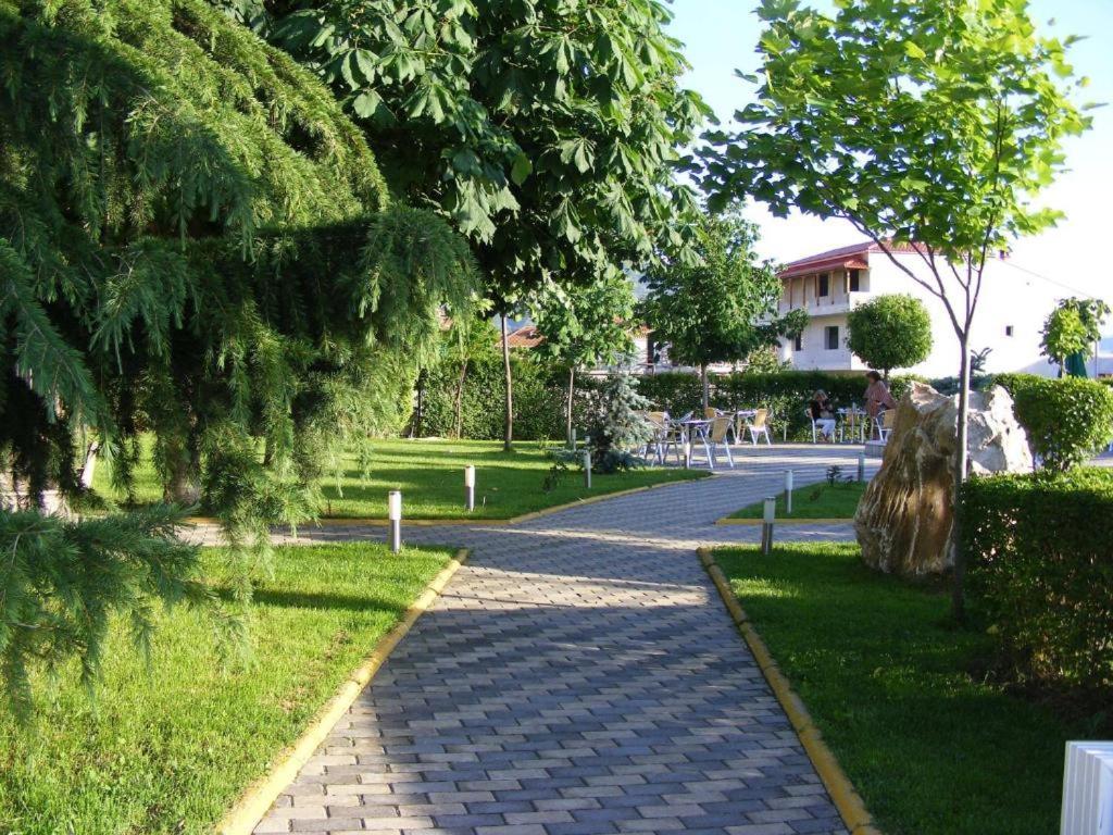 Hotel George Korce Esterno foto
