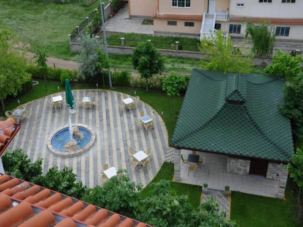Hotel George Korce Esterno foto