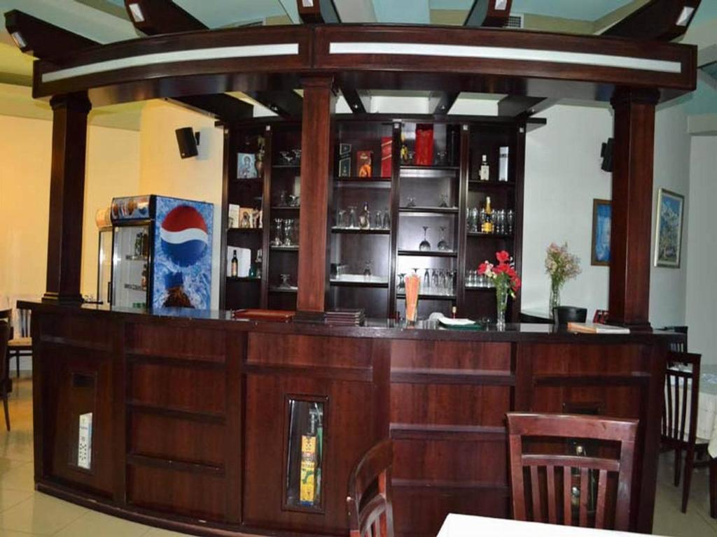 Hotel George Korce Esterno foto